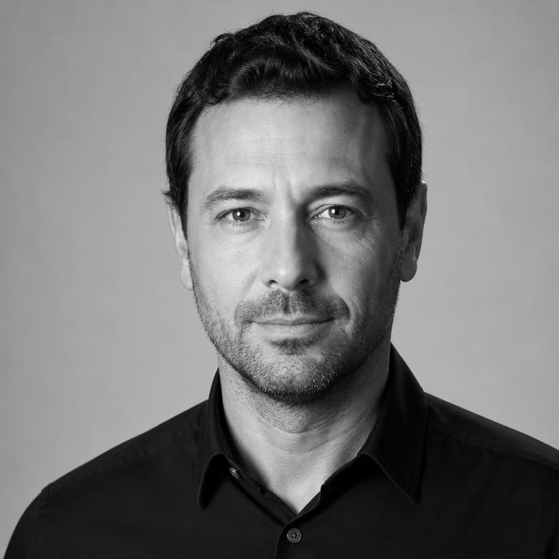 Portrait of Marcus Hale, Editor in Chief at DailyTech
